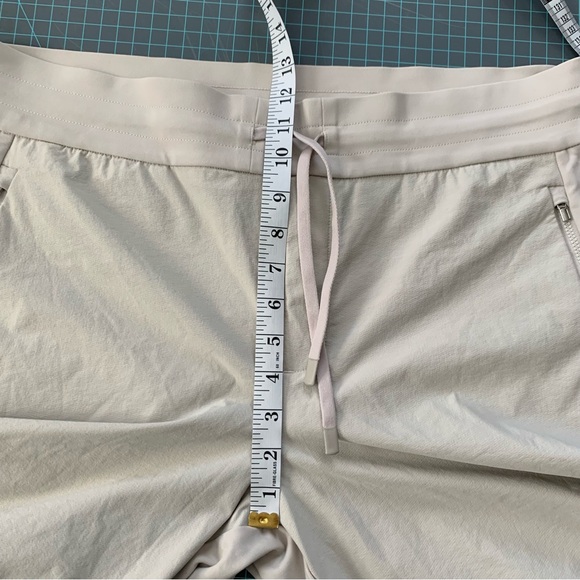 Athleta HEADLANDS HYBRID MID RISE JOGGER PULL ON SIZE 16 HIKING WALKING CASUAL - Picture 15 of 16